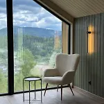 Chalet Sky Space в горах з теплим басейном Slavske
