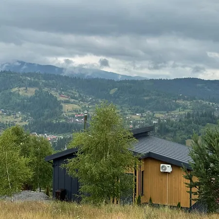 Sky Space в горах з теплим басейном * Slavske