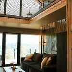 شاليه Sky Space в горах з теплим басейном *
